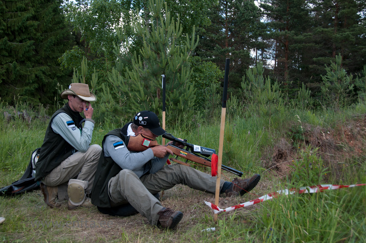 Ülo Lesta, Weihrauch HW 97 K, Nikko Stirling Nighteater 8-32x60